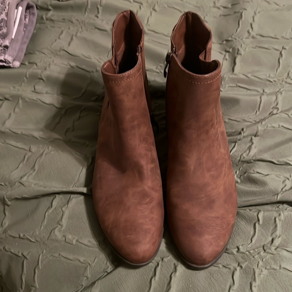 Brown bootie